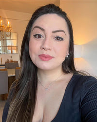 Fernanda R.